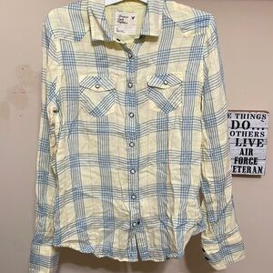 American Eagle Outfitters Shirt Size:8